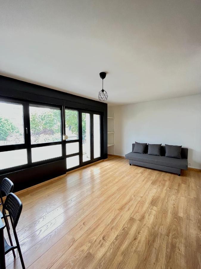 Ponsardin- Appartement Avec Balcon Et Parking Ρενς Εξωτερικό φωτογραφία